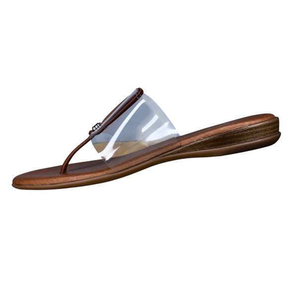 Andre Assous Nice Clear Slip On Leather Sandal NWT Size 9 - Picture 2 of 13